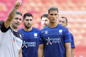 "Πάμε ομάδα" από Πιέρο