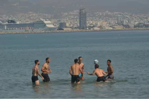 Ξεχωριστή μέρα - Εναλλακτική δραστηριότητα στην παραλία! (Φώτος)