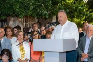 Με τον ύμνο της ΑΕΚ πανηγύρισε τη νίκη του ο νέος δήμαρχος Νέας Φιλαδέλφειας