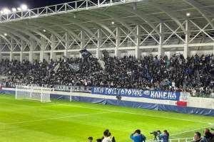 Δεν θα πέφτει καρφίτσα!