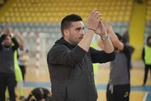 Καρασαμάνης στο Kerkida: “Στόχος μας η πρόκριση… θα μας δώσει δυναμική ο κόσμος μας”