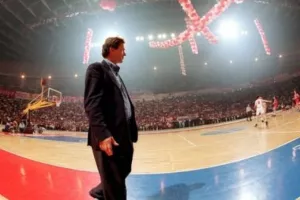 Ολυμπιακός: Με πένθος στο ντέρμπι, στην μνήμη του Ιωαννίδη