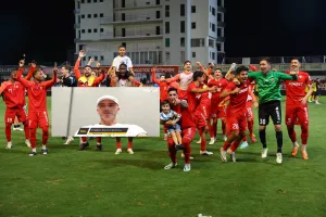 "Η Νέα Σαλαμίνα βάζει πίεση... για εξάδα"
