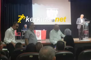 (ΒΙΝΤΕΟ Kerkida) Συγκίνηση με αφιέρωση 