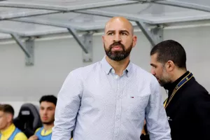 Για να “σπάσει” το ρόδι με Χαραλάμπους 
