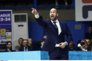 Σπανούλης: «Είναι παγκόσμιο ρεκόρ να σουτάρουμε 3 βολές στην έδρα μας έναντι 22»