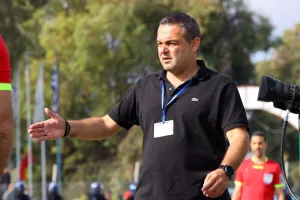Επιστρέφει ο Γιάννης Λυμπουρής 