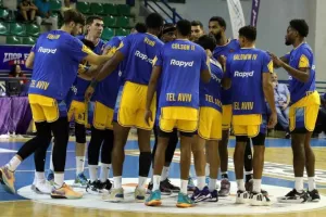 Mακάμπι: Με μαύρες εμφανίσεις κόντρα στην Βαλένθια