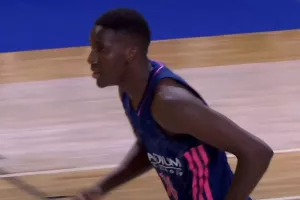 Η Ρεάλ είχε στο clasico με τη Μπαρτσελόνα 16χρονο σέντερ στην αρχική της πεντάδα