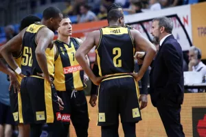 Πλάθα: «Να είμαστε ανταγωνιστικοί μέχρι το τέλος στο ΣΕΦ και να διεκδικήσουμε τη νίκη»
