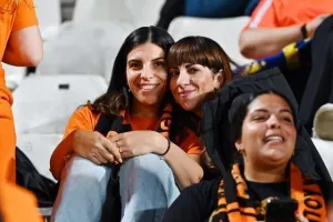 (Φωτορεπορτάζ) Οι ΑΠΟΕΛίστες στο ΓΣΠ