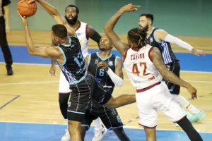 Ο Κεραυνός συνέτριψε τον Απόλλωνα (Φώτος)