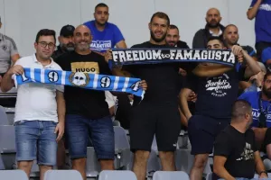 (Φωτορεπορτάζ) Ο κόσμος στο ΑΕΛ - Ανόρθωση