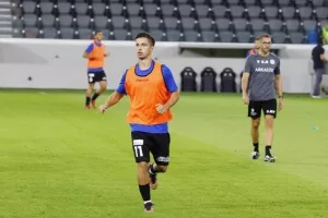 Άρης - Εθνικός: "Καθάρισε" στο 25λεπτο και βλέπει... Μπέτις (φώτος)