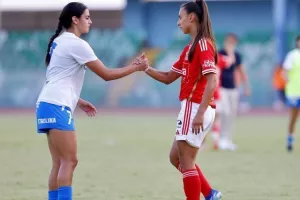 Απόλλων Ladies -Μπενφίκα: Άλλη κλάση... και βαριά ήττα (φώτος)