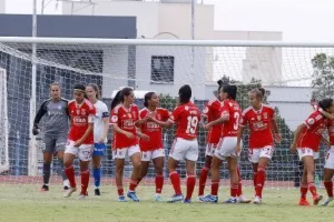 Απόλλων Ladies -Μπενφίκα: Άλλη κλάση... και βαριά ήττα (φώτος)