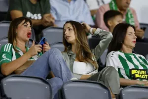Άρης - Εθνικός: "Καθάρισε" στο 25λεπτο και βλέπει... Μπέτις (φώτος)