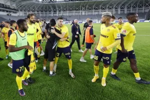 Το restart γιορτάστηκε με τον κόσμο τους (φώτος)
