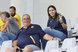 (Φωτορεπορτάζ) Ο κόσμος στο ΑΕΛ - Ανόρθωση