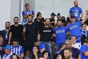 (Φωτορεπορτάζ) Ο κόσμος στο ΑΕΛ - Ανόρθωση