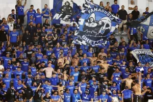 (Φωτορεπορτάζ) Ο κόσμος στο ΑΕΛ - Ανόρθωση