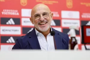 Με μία έκπληξη οι κλήσεις της εθνικής Ισπανίας