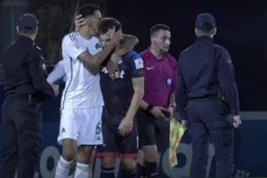 Παναθηναϊκός: Η αγκαλιά του Ζέκα στον Νίνη και οι αντιδράσεις των πάγκων 
