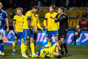 (ΔΑΝΙΑ) ΣΧΟΛΙΑΣΜΟΣ διαιτησιών με τον... Αθανασίου στο επίκεντρο!