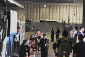(Φωτορεπορτάζ Kerkida): Η άφιξη της Κύπρου στο "Αλφαμέγα"