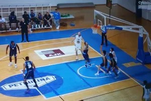 Δύσκολη νίκη για ΑΕΚ