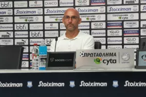 "Η ΑΕΚ είναι μεγάλη ομάδα και οι μεγάλες ομάδες αυτό κάνουν"
