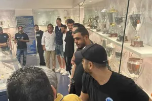 ΣΑ ΠΙΝΤΟ/ΕΠΑΦΗ ΜΕ ΕΞΩΣΤΗ 