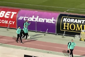 Άφιξη στο "Στέλιος Κυριακίδης" (φώτος kerkida)
