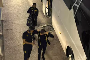 (ΦΩΤΟΣ Kerkida)/ Η άφιξη της ΑΕΛ στο ΓΣΠ