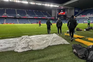 Η τελευταία προπόνηση του Άρη - Το kerkida.net στο Ibrox Stadium (Φώτος)