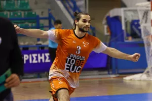 Νίκη για το Ευρωπαϊκό Πανεπιστήμιο 