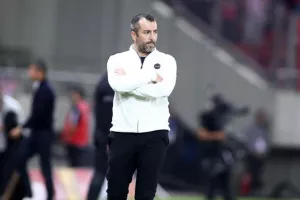 Ανέλαβε την ευθύνη - Δεν δέχθηκε ερωτήσεις