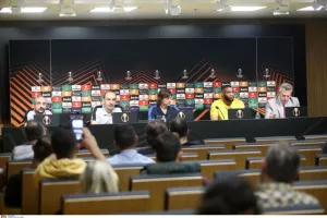 Αλμέιδα: «Τόσες αλλαγές απόψεων σε τόσες λίγες μέρες, πραγματικά κουράζει»