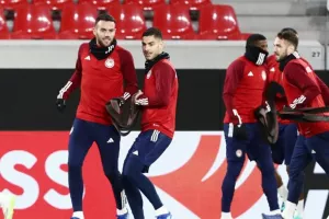Να παρουσιαστεί στα καλύτερά του για να μην... μπλέξει με τη Μπάτσκα