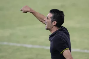 "Φλας μπακ" με Οθέλλο (Φώτος)