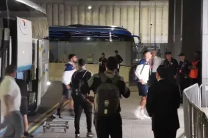(Φωτορεπορτάζ Kerkida): Η άφιξη της Κύπρου στο "Αλφαμέγα"