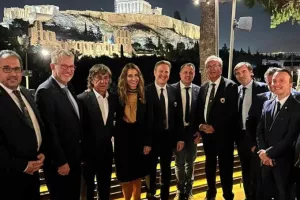 Τραπέζωσε... τους Γάλλους
