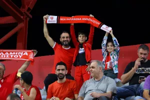 ΧΑΜΟΓΕΛΑ παντού 