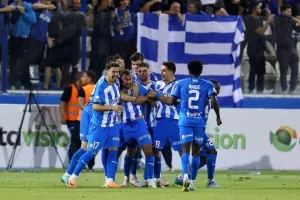 Ανόρθωση-Ομόνοια: Της "έσπασε" το αήττητο και την προσπέρασε! (Φώτος)