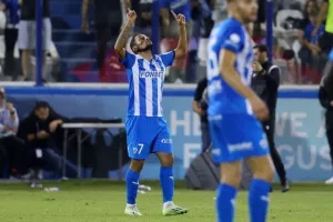 Ανόρθωση-Ομόνοια: Της "έσπασε" το αήττητο και την προσπέρασε! (Φώτος)