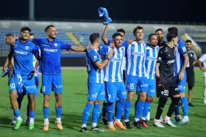 Θέλει το απόλυτο 