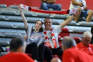 Νέα Σαλαμίνα - ΕΝΠ: Εξάσφαιρη... πρόκριση! (Φώτος)