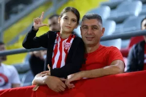 Νέα Σαλαμίνα - ΕΝΠ: Εξάσφαιρη... πρόκριση! (Φώτος)