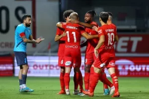 Νέα Σαλαμίνα - ΕΝΠ: Εξάσφαιρη... πρόκριση! (Φώτος)