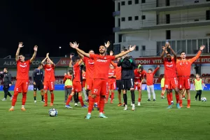 (ΒΙΝΤΕΟ Kerkida) Χώμα που περπάτησα και ντίρλι-ντίρλι